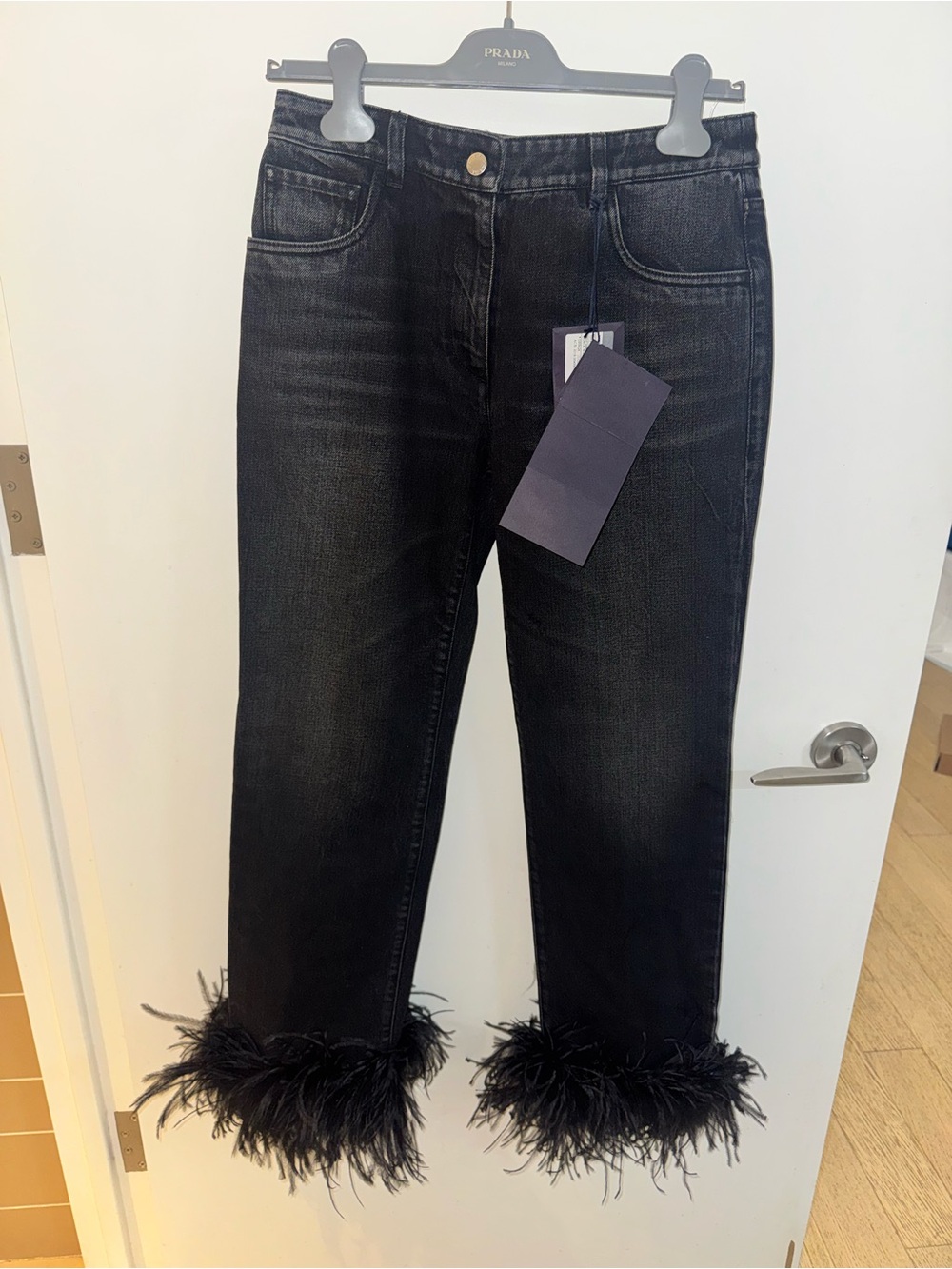 Prada feather trimmed straight jeans 27 - Picture 2 of 8